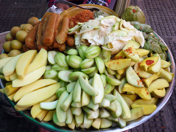 20121104-228750-cambodian-dishes-sour-fruit-edit.jpg