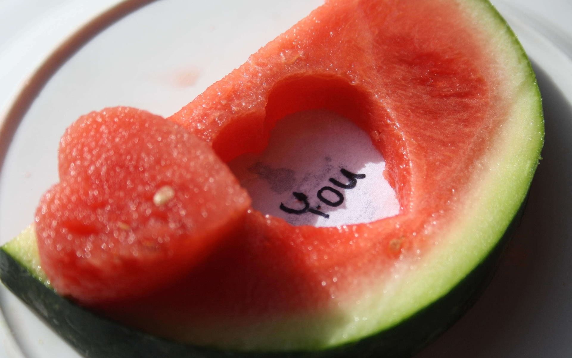 Love-Fruit-Watermelon-Creative-Valentines-Day-Food.jpg